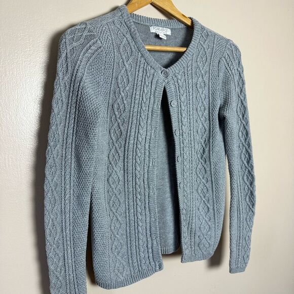 CLEARANCE! Gray Forever 21 Cable Knit Cardigan Size S EUC - Picture 4 of 6